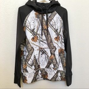 EnergyZone | camo hoodie